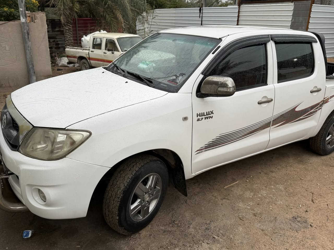 السلام عليكم فلاونزة موديل 2011 رقم ذي قار  السيارة مكفولة عدا الطخة الي موضحهة بالصورة 
مكانهة البصرة قضاء المدينة 
***********
