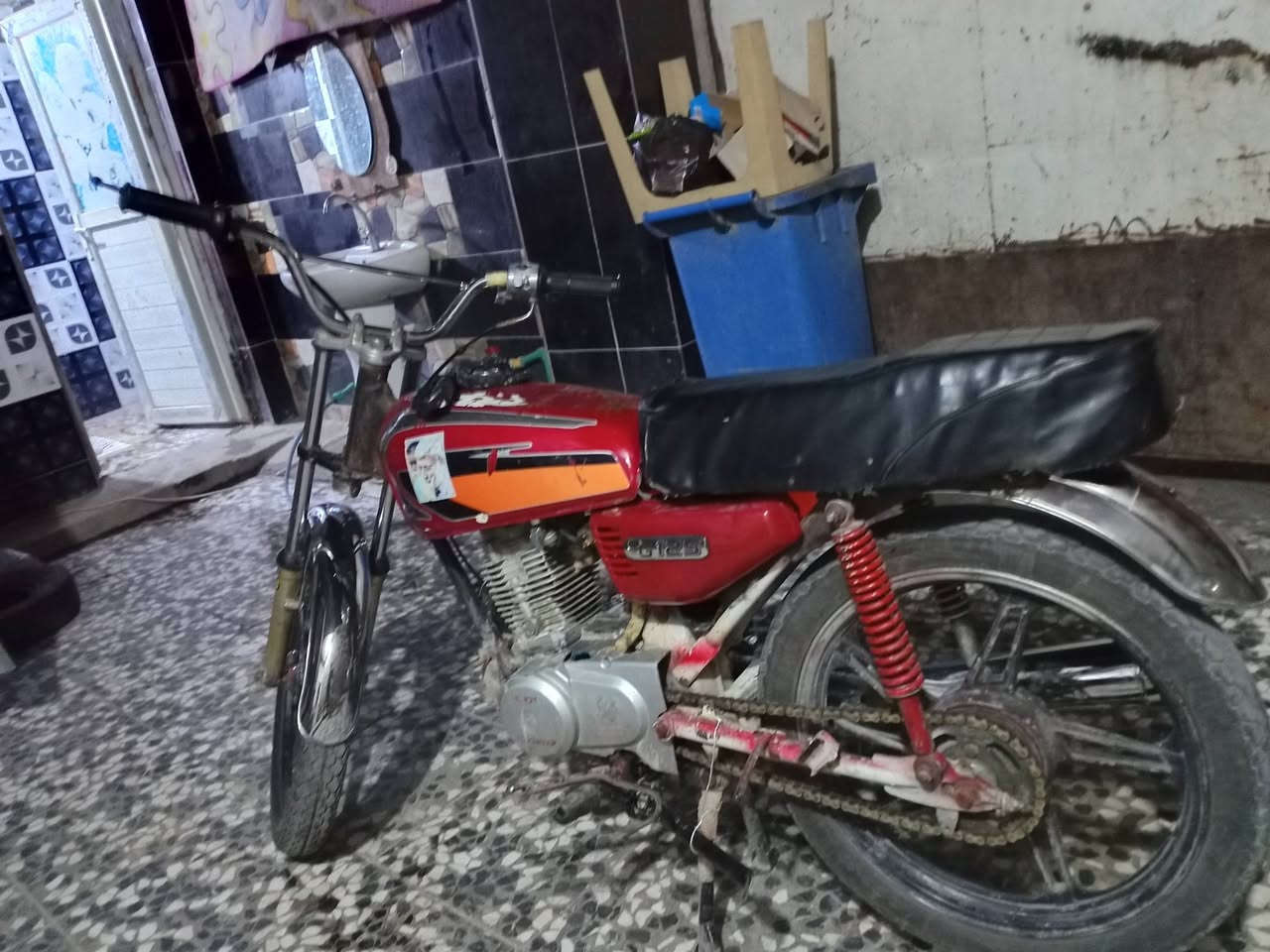 مراوس ما بيع مكاني زعفرانية جسر ديالى القديم ***********
