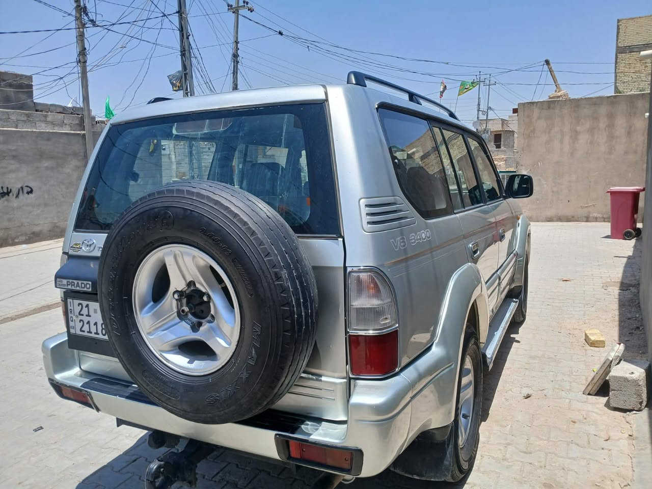 السلام عليكم
برادو موديل ٢٠٠٠  للبيع  ٦ سلندر اوتو دفع رباعي 
تبريد شغال تخم تاير  السياره جاهزه 
بيه ملاحظات بيصيطه صبغ صرف الجاملغ وبارد تجي وتشوف بعينك وافحص  واقتنع  السعر   ٩٠ وبيه مجال 
رقم سليمانيه  تريد تحويل اتريد وكاله بسم ولد من النجف   ومكان السياره النجف
رقم الهاتف  ***********
