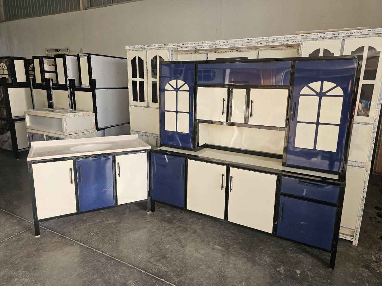 ما عليك بس  احجز والطلب يوصل لباب بيتك 🤗🌹🤗..
كاونتر ارضي وملحق مترين  مع  سنك متر و20 مرمر
💥 (المنيوم سوكي)💥

كاونتر مترين ارضي وملحق مع سنك متر و٢٠ مرمر . 

♥️♥️السعر 285/ الف♥️
@إشارة


**إذا كنت صاحب هذا الإعلان وتريد حذفه لأي سبب، رجاءا أرسل رسالة إلى الدعم الفني**