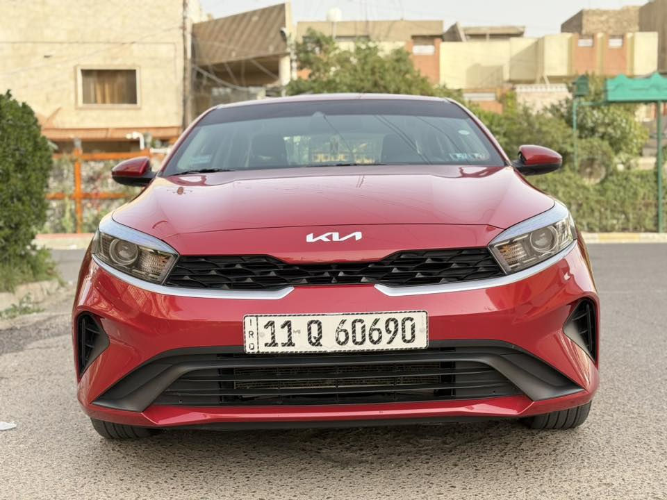 السلام عليكم 🙋🏻‍♂️🌹
للبيع KiA فورتي موديل 2024 دخول جديد ترقيم جديد رقم بغداد بأسمي تحويل ثاني يوم مشروع وطني وارد أمريكي مكفوله من الصبغ بدون حادث تخريب فاتحين جاملغ وراجع نفسه بلادي وباب سائق أصلي بدون صبغ لون مكفوله من صبغ ليبل واحد كلها 

بجم بلادي شركه سياره جديده يمعنى الكلمه بوضع شركه ماشيه 20 ألف ترايها زيرو مكينه 2000 دوش كير محرك صدر تبريد مكفولات برغي مابيها نقص جاهزه ( حجر بيئه بلادي )

مواصفات 🚘❣️

شاشه كبيره لمس كامره دواره 

رادارات توقف ذاتي عند الاقتراب 

مسار خطي سياقه ذاتيه 

خمسه ويل كب مع تخم تاير جديد 

ثلاث انظمه قياده سمارت ونورمال وسبورت sport 

فول تحكم استيرن أربع جهات بلوتوث حاكيه واي فاي كار بلي 

مدوشمه ارضيه جلد وكشنات سفاري 

سبير ويل كب جديد 

للأستفسار *********** أسيا ❤️

       ***********  عراقنا 

أبو علي مكاني بغداد البياع السعر 157 وبيها مجال ❤️🤍
