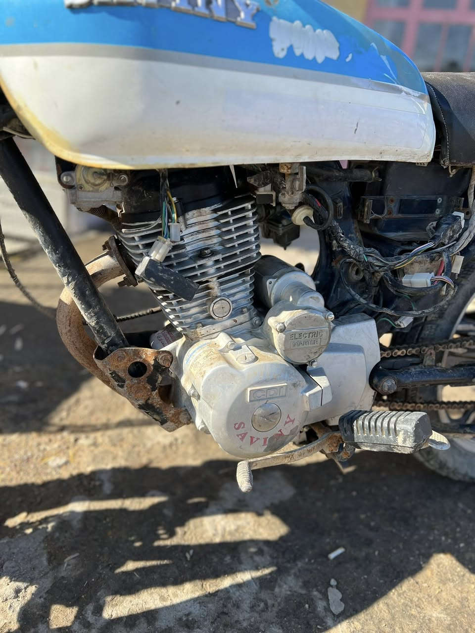 للبيع ايراني نص هندر دراجة لا تنقيص ولا تبخير مال تمشية حال يحتاجلها ترتيب فقط سعر 380 وبيها مجال  عنوان بغداد شاطى التاجي قرب جامع نور المصطفى *********** الثاني ***********
