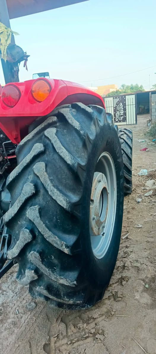 السلام عليكم مكينه حجم 80 جديده اخت الزيرو كفاله عامه برغي مامفتوح بيها مكانها واسط  تايرات الشركه ***********
