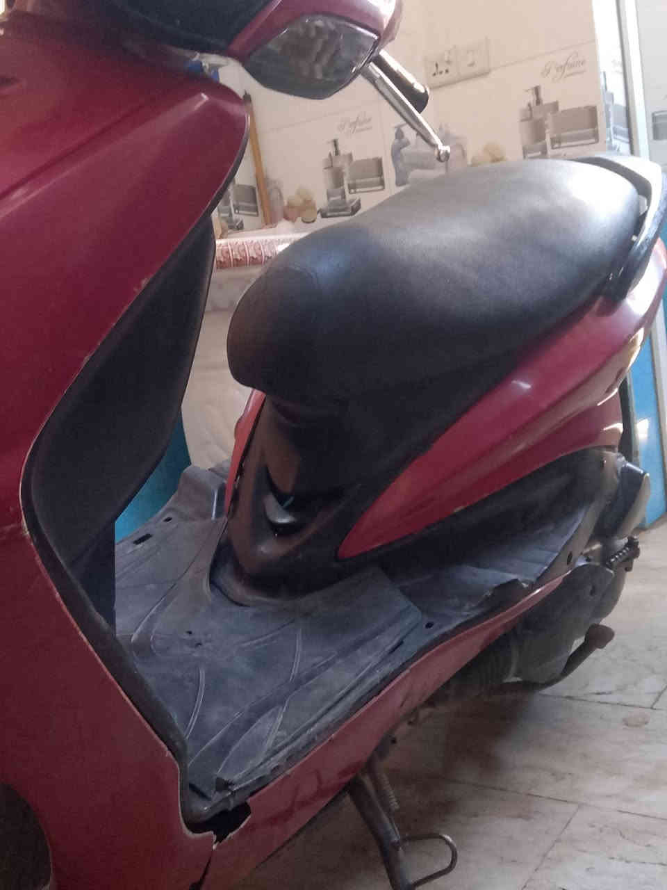 سلام عليكم دراجه البيع سكنس نثيه مكنه مفتوحه كله جديد وهاي الدراجه خير من الله السعر 400،  بيه مجال المكان الشعب شارع السواق ***********
