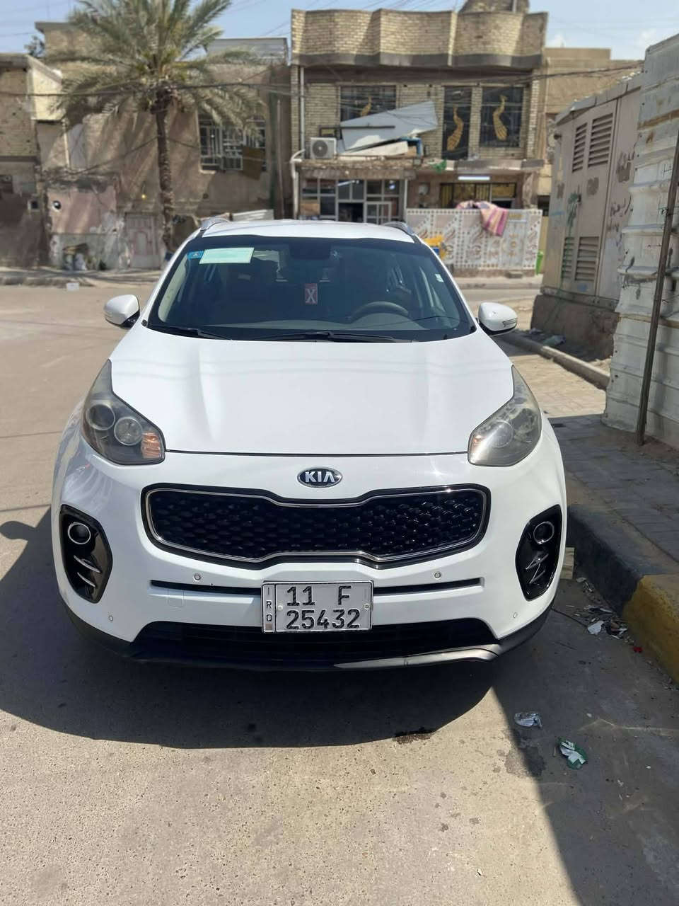 سيارة سبورتج خليجي موديل 2016 محرك 2000 بسمي رقم بغداد انكليزي تواصل ع رقم صاحب السيارة ***********
