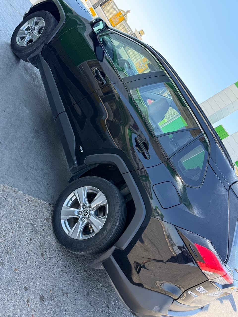 اسلام عليكم
🔱 تويوتا راف فور ( Toyota RAV4 2023)

🔻وارد أمريكي  

🔶 الملاحظات والمواصفات

- السيارة فئة LE دبل (AWD) حلوة ونظيفة 

- ⁠السيارة جاهزة 

- شاشة ابل كار بلي ، اندرويد اوتو 

- رادار 

- تحديد مسار 

- اوتو هولد

- هاند بريك بصمة 

- 6 أنظمة قيادة 

- تحكمات ستيرن

- مانع انزلاق

- مثبت سرعة 

- منظومة زنون اصلية

 

🔘 رقم بغداد أنكليزي بأسمي تحويل مباشر 

🛞 ماشية 46 ميل 

💢 وارد امريكي حادث امريكا ( بنيد، فقط صور الحادث بل منشور )

 

📍مكان السيارة :الانبار عامرية الفلوجة

☎️ رقم الهاتف /***********/ ***********

‏‎🔴السعر / 185 وبيها مجال

