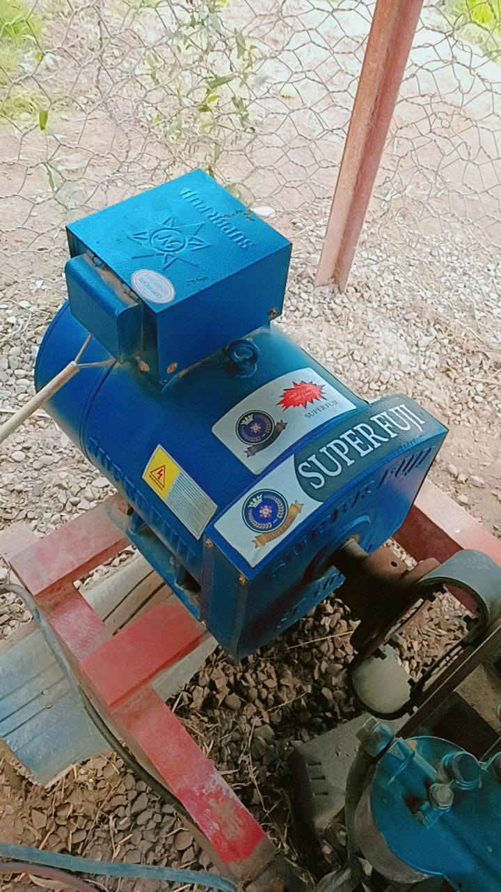 السلام عليكم
 مولد دويز الماني 2بستم 
حاويه بعده جديد استخدم قليل 
موصفاته ....
‏بم نوزل رفيع 
راس توليد 12ونص كيفي 45انبير صافي 
بي جهاز اطفاء سويج 
السعر 21وبي مجال
***********
مكان ......ديالى
‏
