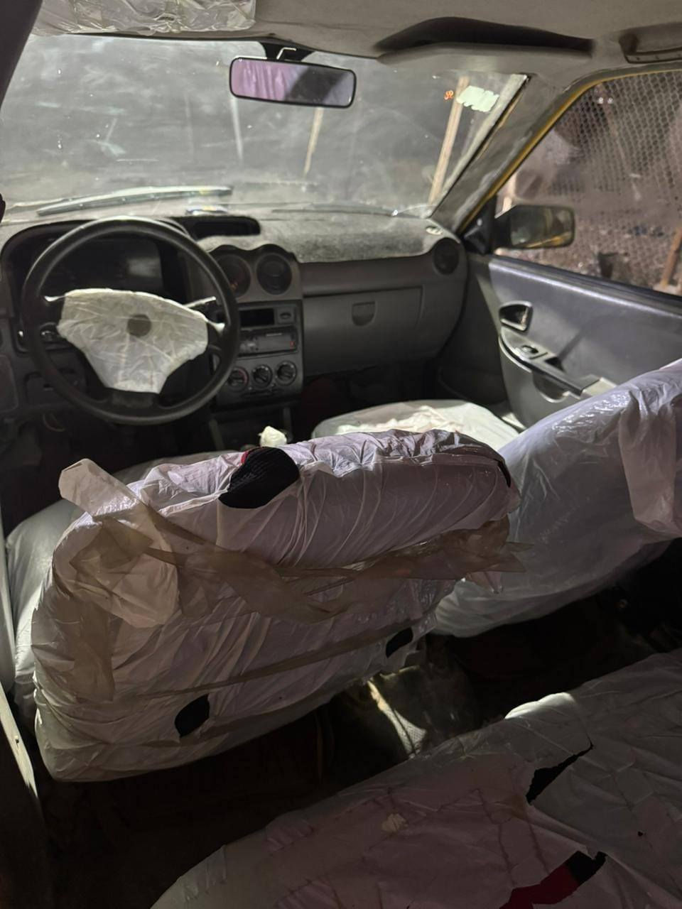 السلام عليكم سايبه البيع ومراوس موديل 13 سياره رقم بصره رعي سياره ماندله تكفل صوليات سرقه وعشائر بيع كوم حديد مكينته حلوه غرفته كلش حلوه مسجل كلشي شغل بيه ليتاته زنون رقمه لوره ضيع بس كدام موجود رقمه لوره سويتلي واحد اذا تريد دور رعيه بكيفك مال عليه شي سنويه منتهي مالته بس سياره كلش حلوه بكان سياره بصره سعره 13ورقه هذه رقم بي وتساب ***********
