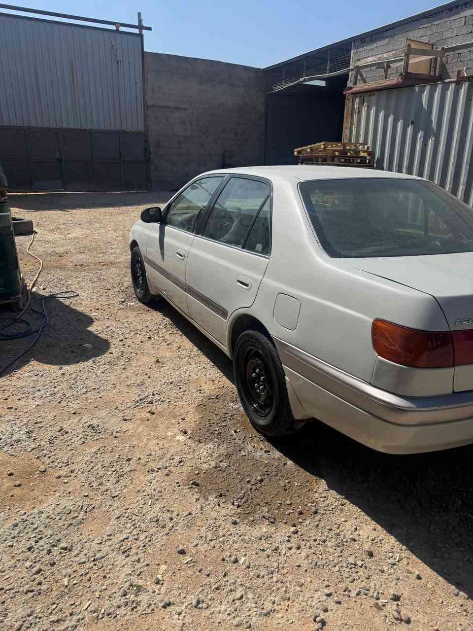 السلام عليكم كورونا للبيع موديل 2000 سياره مصبوغه عام مكفول من قص  سياره جاهزه سعرها 53 رقم ***********
