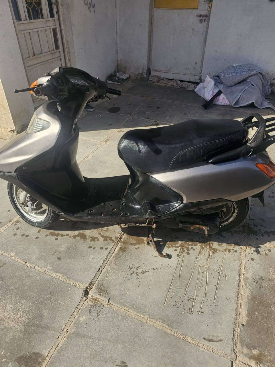 سلام عليكم دراجه للبيع لدراجه نضيفه ومامفتوحه سبيسي ياباني ***********
