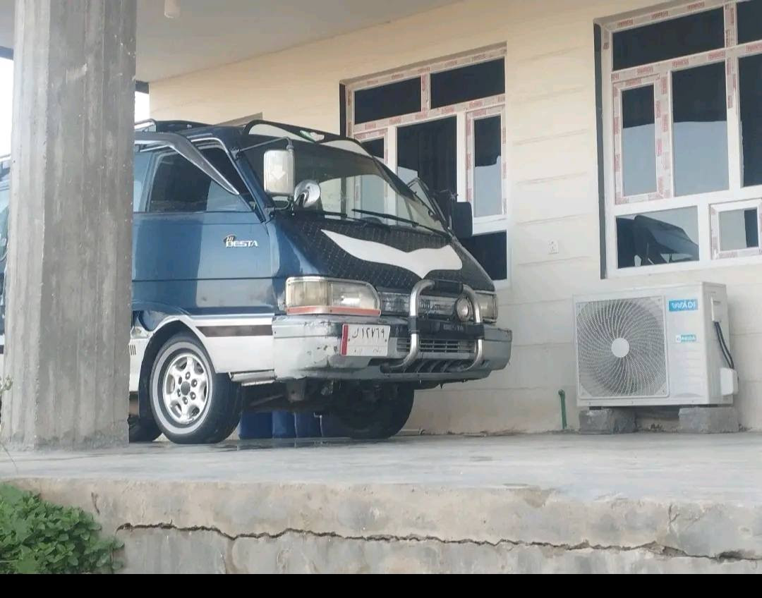 كيا بستا للبيع 
موديل 94تحويل مباشر 
السياره نضيفه
وجديده 
مكفوله كفاله عامه
السياره جديده رقم الهاتف ***********
