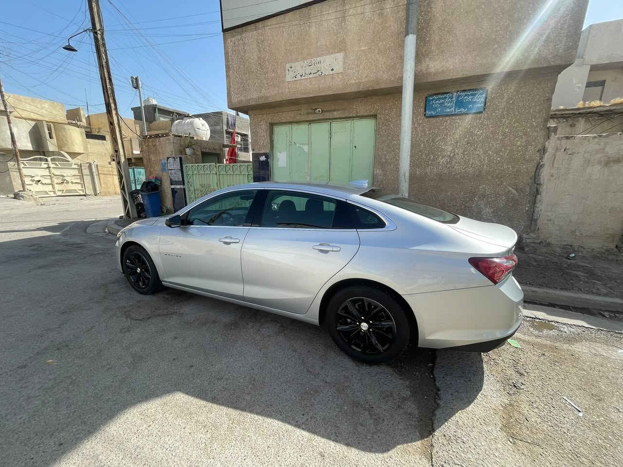 السلام عليكم ماليبو 2022 LT 1500 تيربو
حادث قطعه واحده فقط بنيد شطح ومبدل نفس اللون ماواصل للمكينه
ولا الراديتر يعني بلادي مالتها ولا دواخل ولا لغود فقط شطح وصور الحادث موجوده 
باقي السياره كفاله من كشر وكير ومكينه
والسياره نضيفه مابيها چيك مشتغل 
مواصفات معروفه تبرين قطعتين 
كامره شاشه ماشيه 62 ميل مابيها اي نواقص
رقم اربيل بأسمي السعر 115 بيها مجال بسيط 
العنوان شهداء البياع ***********
