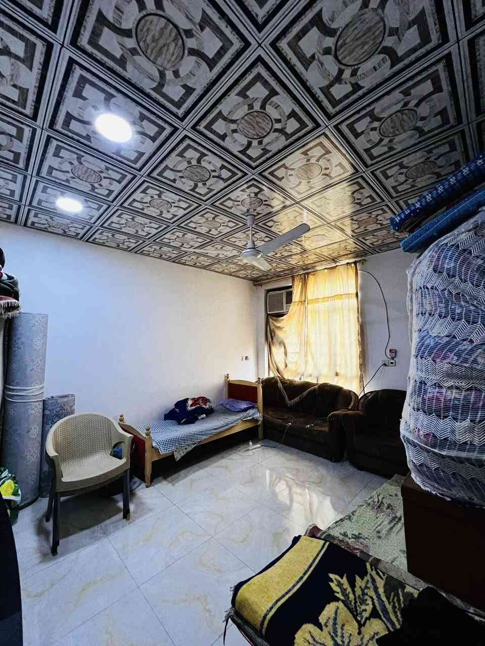 الدار للبيع
المساحة 130 متر طابو صرف

طابقين يتكون من 3 غرف نوم وصاله واستقبال ومطبخ

البيت كامل من كلشي شغل درجة اولى 

العنوان: المقدادية مقابيل معمل الالبان ثاني قطعة من الشارع العام

الاستفسار الاتصال ***********
