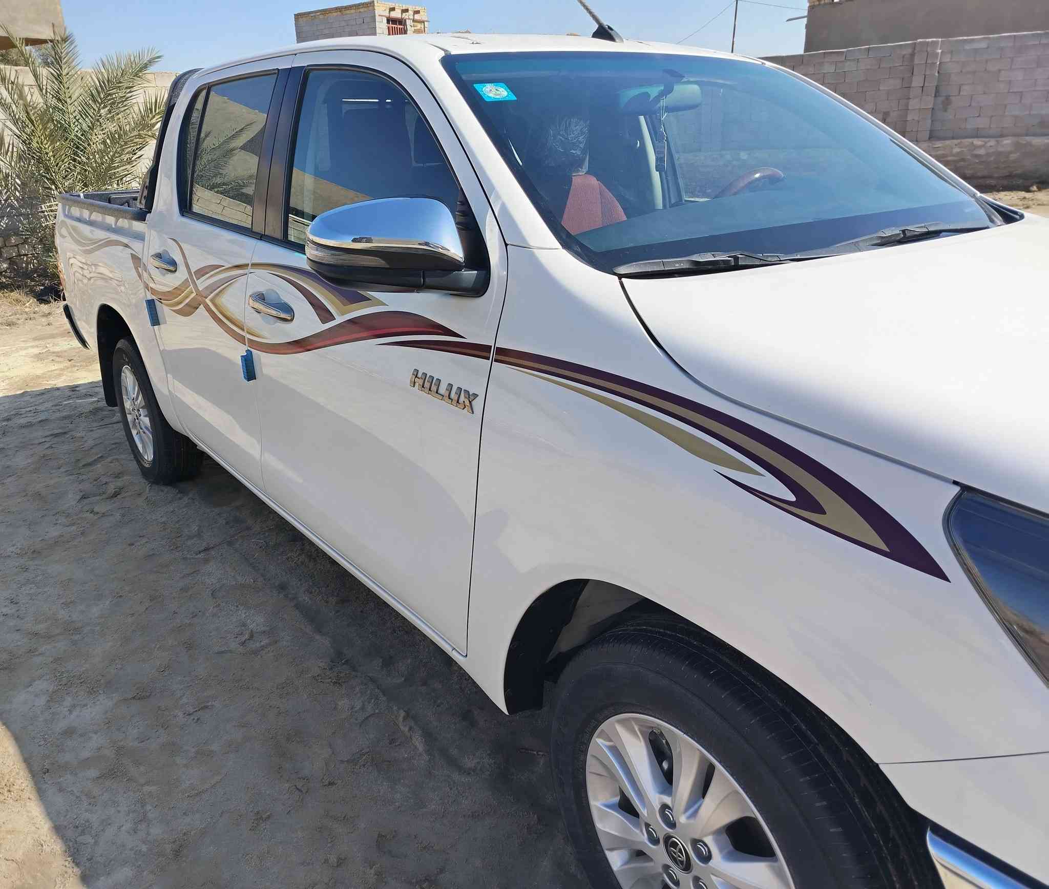 السلام عليكم
سياره بيكم موديل 24 كويتي فول مكفوله كفاله عامه

ماشيه 23 الف 

لوحه مثنئ بأسمي رقم جديد 

رقم الهاتف ***********
