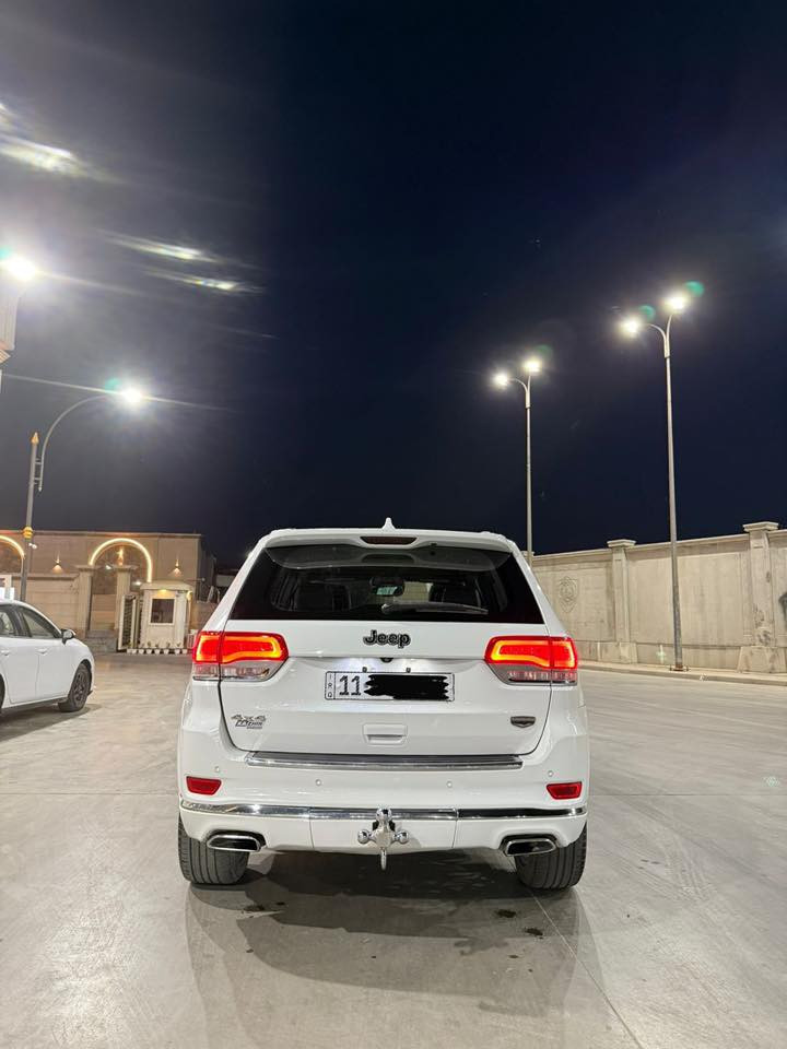 انسب جيب سومت 197
جيب سومت فول مواصفات محرك 6 سلندر 3600
الموديل  2014 
لون ابيض
رقم بغداد  الجديد بسمي تحويل ثاني يوم 
وارد امريكي 
حادثها جاملغ وبنيد بدون ايرباك بدون دواخل 
جكات 
ماوس تحكم مودات القيادة
سستم سماعات هارمن كاردن harman/kardon
دمام بالجنطه 
-بصمة تشغيل وابواب
-جنطة كهرباء
-حساس امامي خلفي
-رادار امامي
-رادار جانبي
-نقطة عمياء 
-مصابيح LED 
-مصابيح متحركة مع المقود
-تدفئة مقعد السائق والراكب
-تبريد مقعد السائق والراكب
كراسي السائق والراكب كهرباء
-تدفئة المقود
-مقود كهرباء
-المقاعد من الجلد ومختم SUMMIT
-نظام قيادة اقتصادي ورياضي وعادي
-شفتات ستيرن
وبلوجكترات LED.
-شاشة كبيرة 
-15 سماعة  
-نظام الملاحة والخرائط
-نظام تثبيت السرعة (الكروز)
-نظام تحديد المسار
-كاميرا دوارة اصلي
-تدفئة بالمرآة
-مرآة جانبية قلاب عند الرجوع
 -مرآة تعتيم عاكسة للضوء داخلية وجانبية
-اطارات حجم 20 اصلي
-بانوراما ع طول السقف
شاشة ودشبول مبرمجات نضام SRT مع الاوبشنات 
وباقي مواصفات السومت معروفه
السعر 197 وبيه مجال
العنوان بغداد 
الاستفسار 
***********
