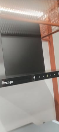 تعد مرشحات هواء أورنج (Orange) حجم 60 سم خياراً ممتازاً للمطابخ العصري...