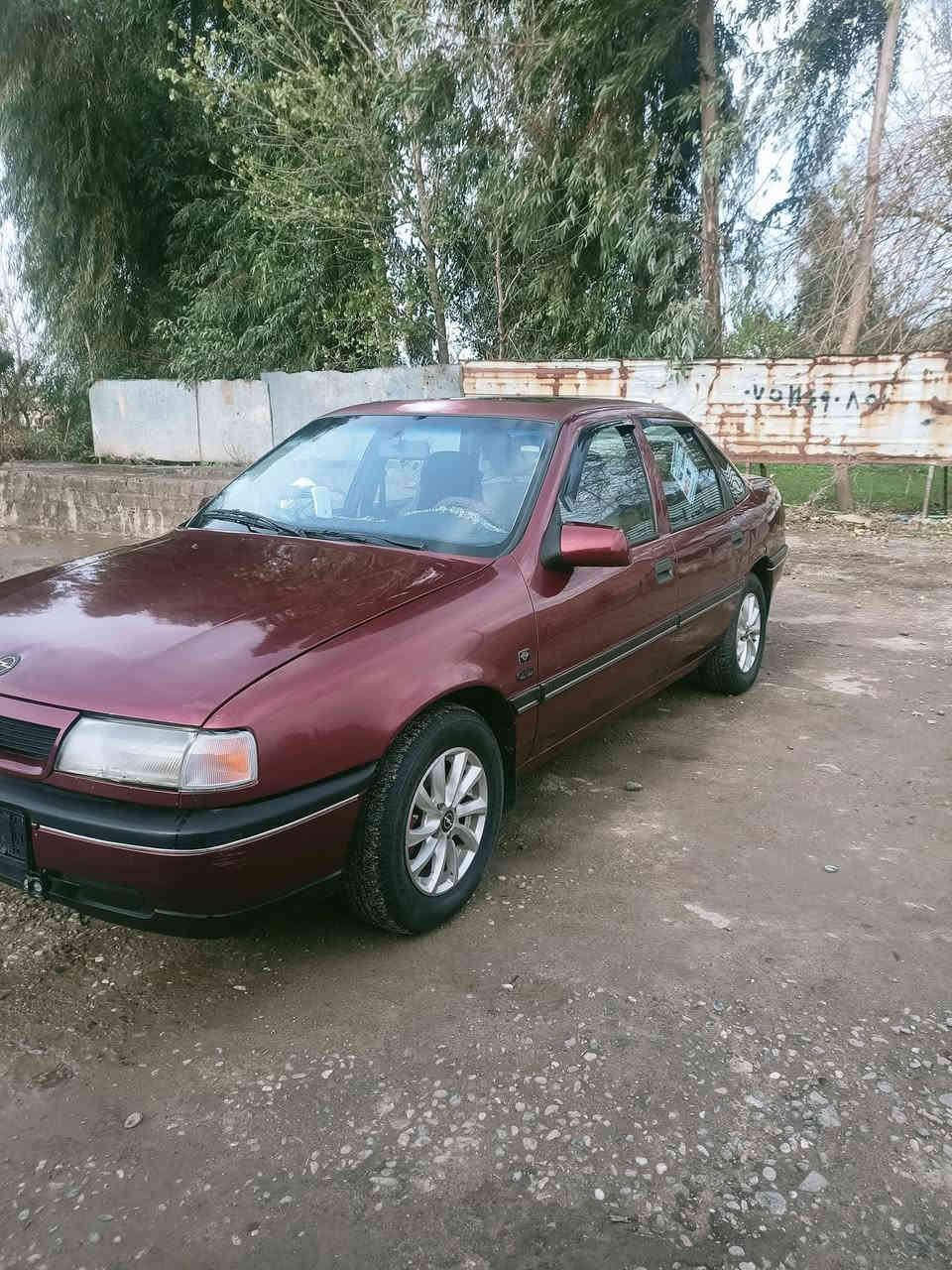 يوجد غسل كافه انواع السيارات كبيره وصغيره قريه الرزاقيه قرب مفرق الجسر ***********
