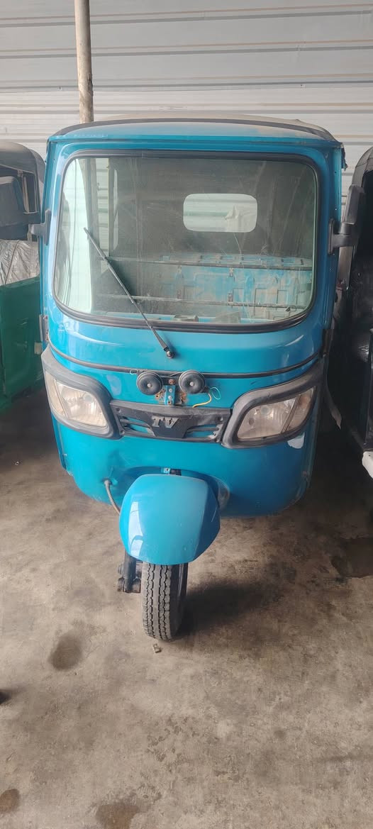 وصول وجببة تكاتك مستخدمه بمختلف الموديلات جدن نضيفه وستوتات زيرووو بئسعار مناسبه جدن جدن عنواني حله  الحمزه الغربي اشراي يتصل عرقم او علوات ساب ***********
