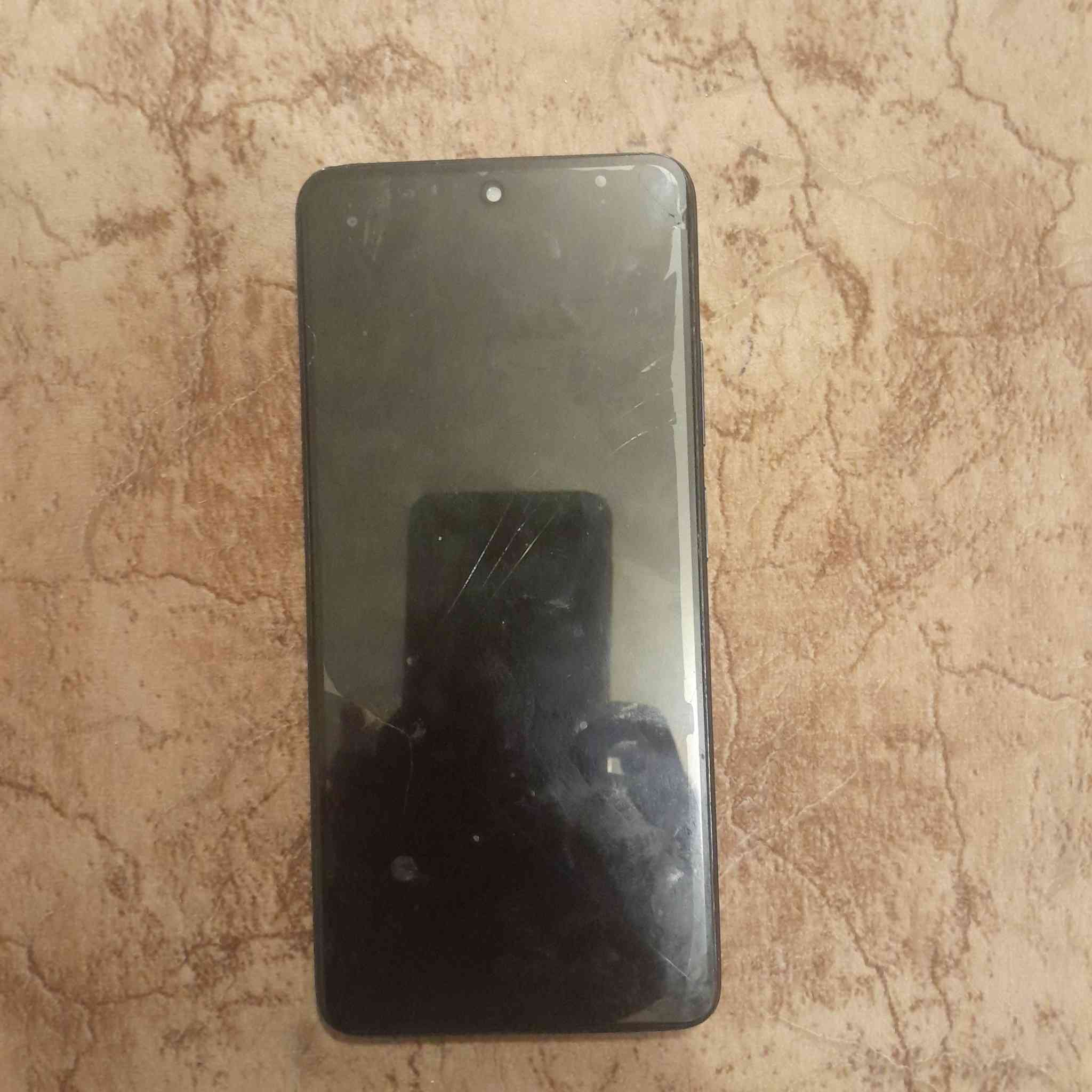 سلام عليكم
ريدمي نوت 11 برو 
الجهاز عايزه بس شاشة 
ذاكرة 128 
العشوائية 8+5 
شحن سريع 67 واط 🔥 
بطارية 4800🔋 
كامره 108 ميكا بكسل مدعومة بالذكاء الاصطناعي 
شاشه 120 هيرتز
يدعم شبكة ال5G
السعر 75 وبي مجال 
توصيل جميع المحافظات 
العنوان نجف حي الإمام المهدي 
***********
