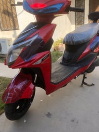 سكنس شحن للبيع موديل 25 استعمال شهرين بعدها جديده بلنايلون شرط النظافه...