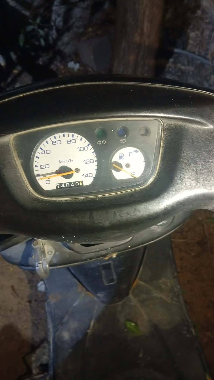 السلام عليكم دراجه فراشه للبيع محرك   مجفت وبيها صوت بل اكسن دراجه حلوه ونضيفه سعر 225 وبيها مجال قليل مكانها نجف حي الميلاد


**إذا كنت صاحب هذا الإعلان وتريد حذفه لأي سبب، رجاءا أرسل رسالة إلى الدعم الفني**