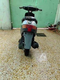 للبيع 250 كلشي بي شغال بس الباتري ضعيف صارل فتره متروك مكان حي القدس 0...