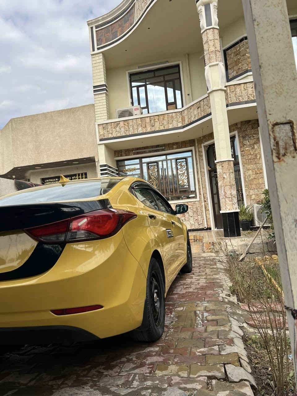 البيع لانترا موديل 15 حادث جاملغ امامي وبنيد  السعر (110)الستفسار ‭0790 339 2044‬
