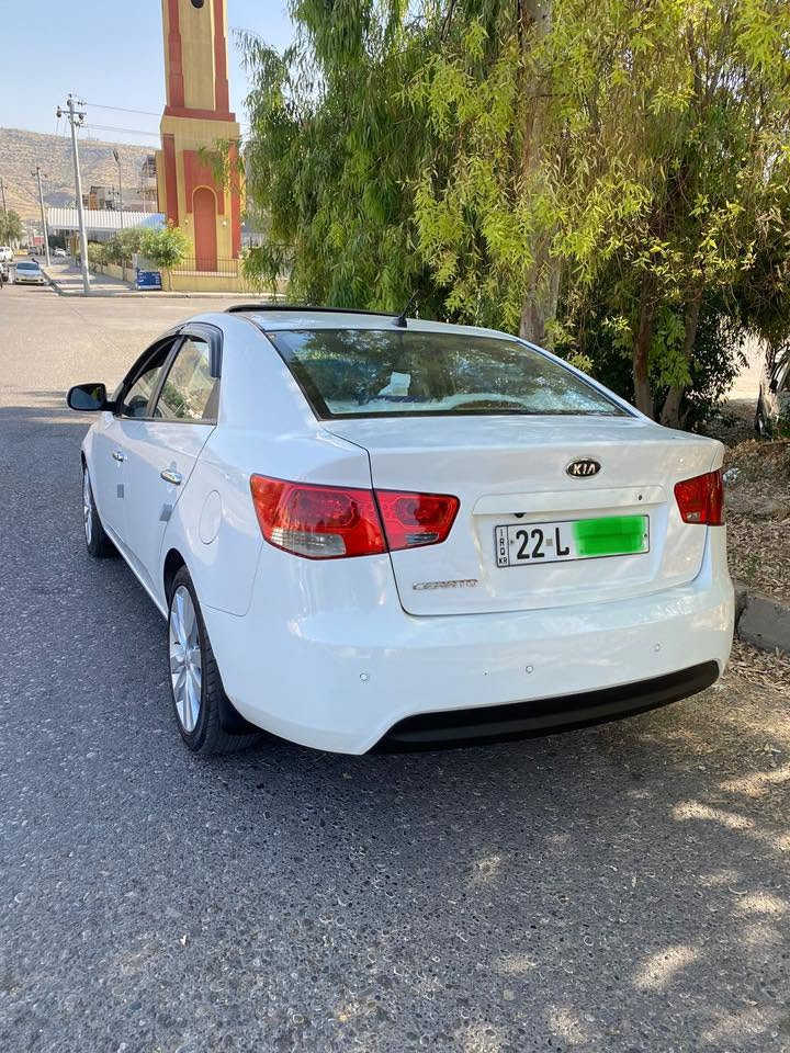 سيراتو ٢٠١١ بدون صبغ بدون ضرر فول مواضفات سلايت مري شفط شاشه كبيره وكامرا حساسات خلفيه تحكمات ستيرن 
محرك مامفتوح شرط كير شرط تبريد ثلج داخل لونين تغليف كشنات كير ٦ نمر محرك جديد وبشرط رقم اربيل الجديد سنويه جديد طخم تايرات جديد باتري جديد سياره مايعوزه ايمصرف السياره احلى من الصوره السعر   (١٠٧)
العنوان موصل الايسر حي الضباط 
للتواصل 
‭***********‬
‭***********‬
