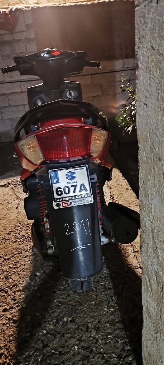 "السلام عليكم"
دراجه سكنس كفاله عامه انگر سلف واطلع وين مايعجبك دراجه نوزل دراجه والله من المدرسه للبيت ودراجه نضيفه كلش العنوان بغداد الزعفرانيه جسر ديالى 
***********
