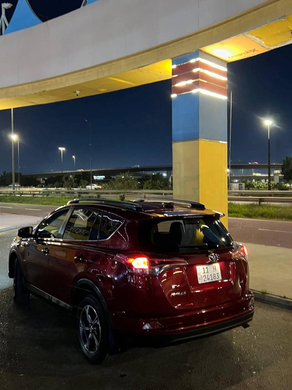 السلام عليكم
بيع فقط 
تيوتا رف فور 
2018
تقارير سونار موجوده 
مواصفات LE
ماشيه 183 الف
رقم بغداد دولي تحويل مباشر 
محرك2400
سياره جديده 
المكان الانبار  راوه 
للاستفسار /
***********
