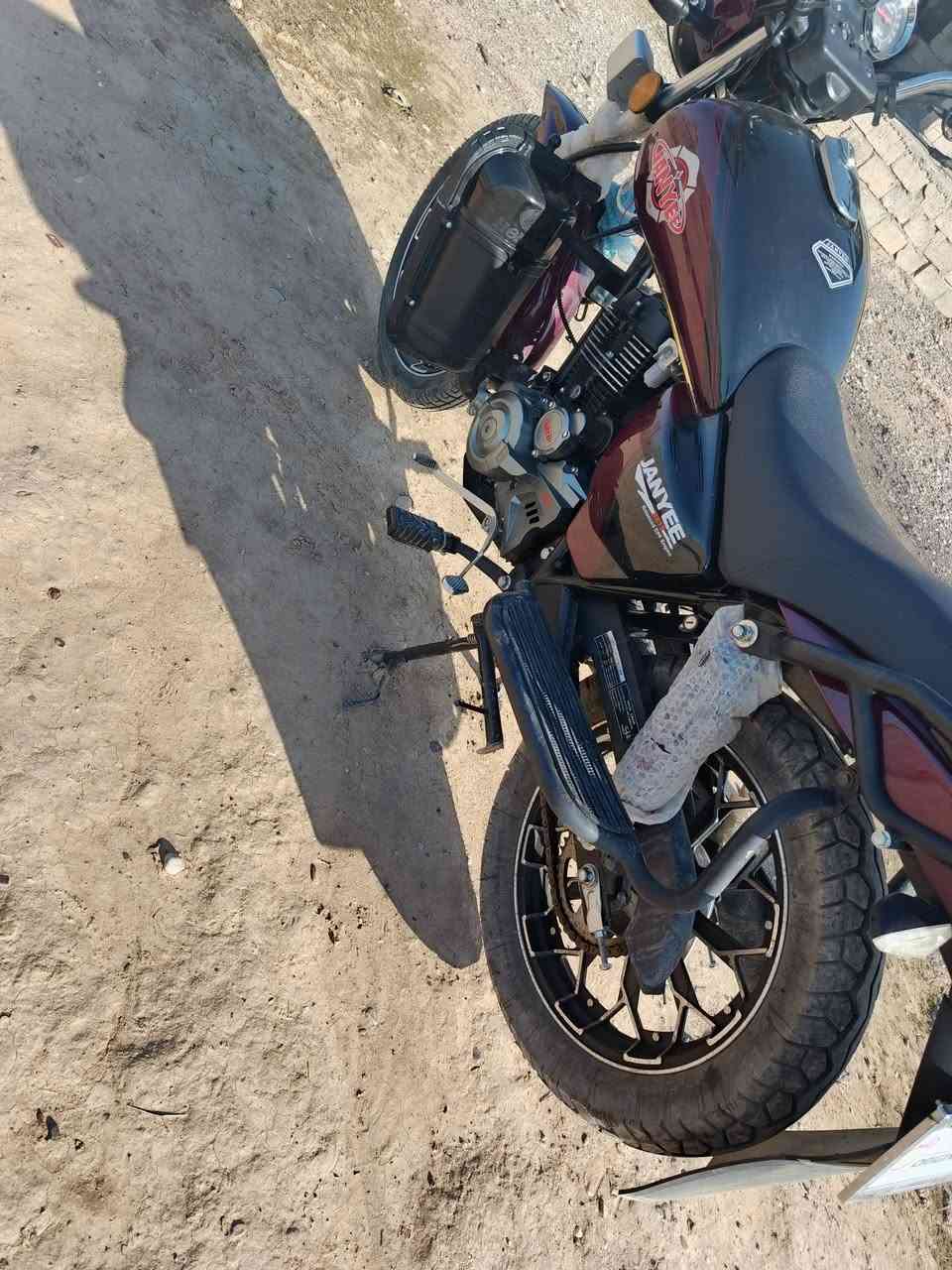 السلام عيكم موطور هايوشه للبيع
موديل 2025/جديد صاري 3اشهر من اخذتو بلكارتون الموطور وضع شركه سعر المطلوب مليون 150الف وبي مجال العنوان الزاب قرية اصبيح تحتاني 

رقم تلفون ***********
