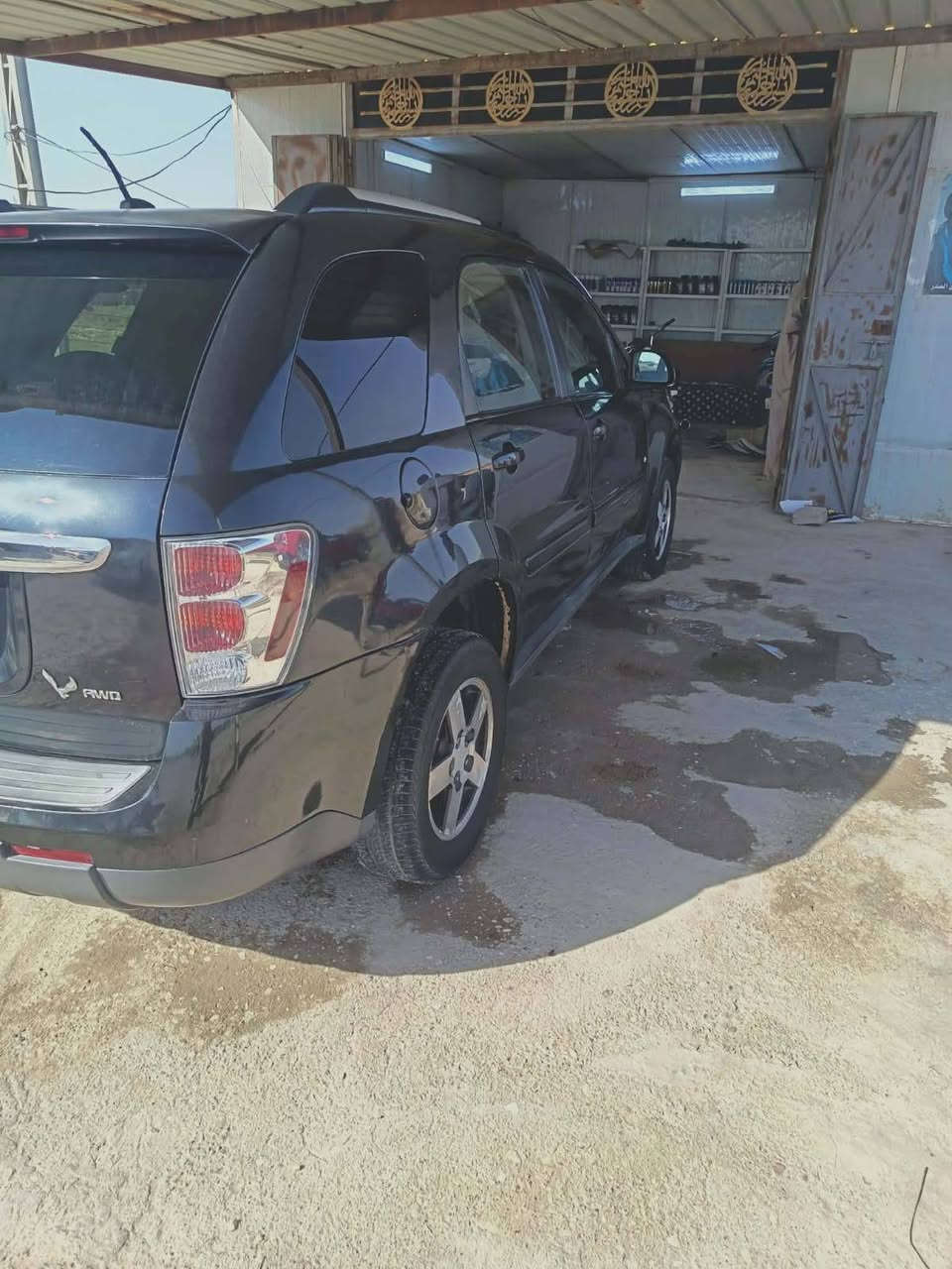 كوينس موديل ٢٠٠٩ سياره جاهزه مكينه وكير كفاله مكينه 2400كهربائيات كله شغاله سياره ناعمه خليجي بدون حادث بيه صبغ باب الصدر وبنيد تبريد شغال ثلج سنويه مانافذه تحويل مباشر السعر ٨٥ وبي مجال مكاني كوت مركز مدينه *********** بيع او مراوس حسب قناعه
