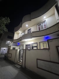 دار للبيع في زيونة محلة 710 ركن المساحة 100 متر مربع   التوزيع الجديد ...