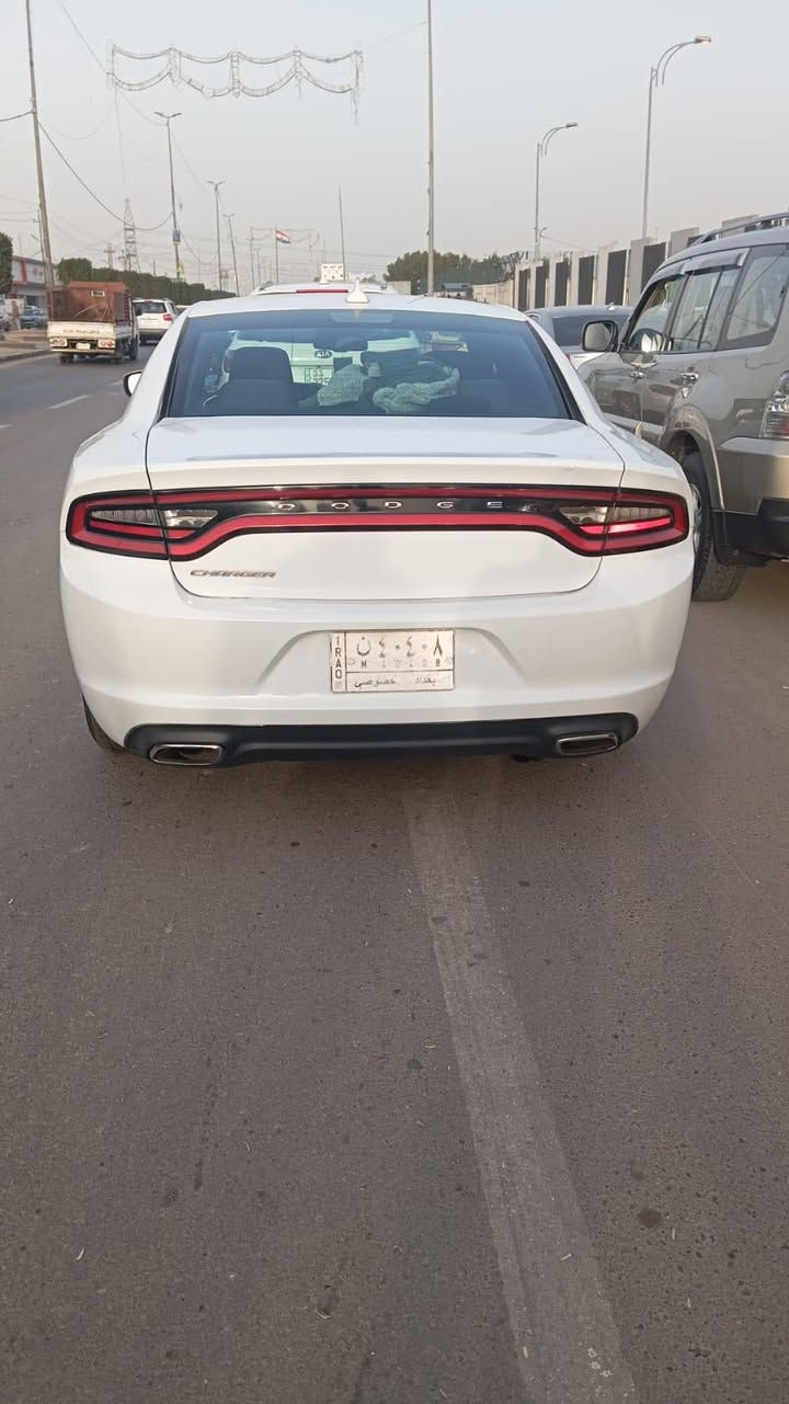 السلام وعليكم سياره للبيع حلوه وجاهزه مابيها اي نقص والسونار موجود وجديد مكاني بغداد ام الكبر السعر 180وبيها مجال الشراي يتصل***********
