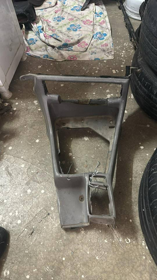 ئەم ئەشیایانە بۆ فرۆشتن هی 700 یە کامل 90 هەزار  *********** السليمانية, العراق
