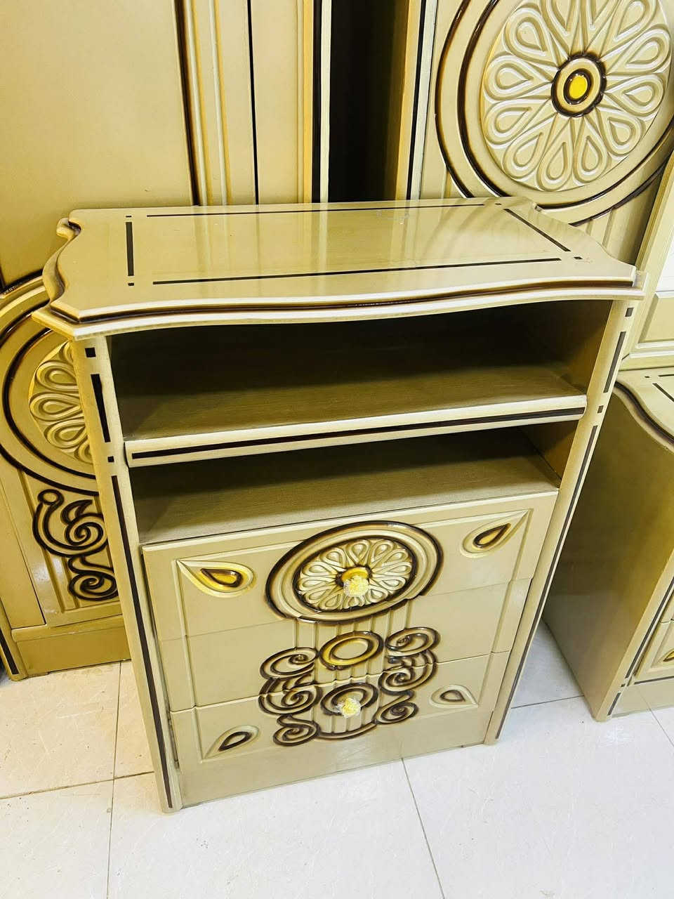 غرفة. عراقي تصميم. تركي. لون مميز. كوالتي. عالي. كولش. نضيفة٦ملحق مليون. او٢٠٠بس واصل. كول. مناطق بغداد


**إذا كنت صاحب هذا الإعلان وتريد حذفه لأي سبب، رجاءا أرسل رسالة إلى الدعم الفني**