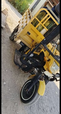 ستوته للبيع دبل تاير ثقيل وخفيف لو كير بيها محرك محور 150 نضيف ويتحمل ...