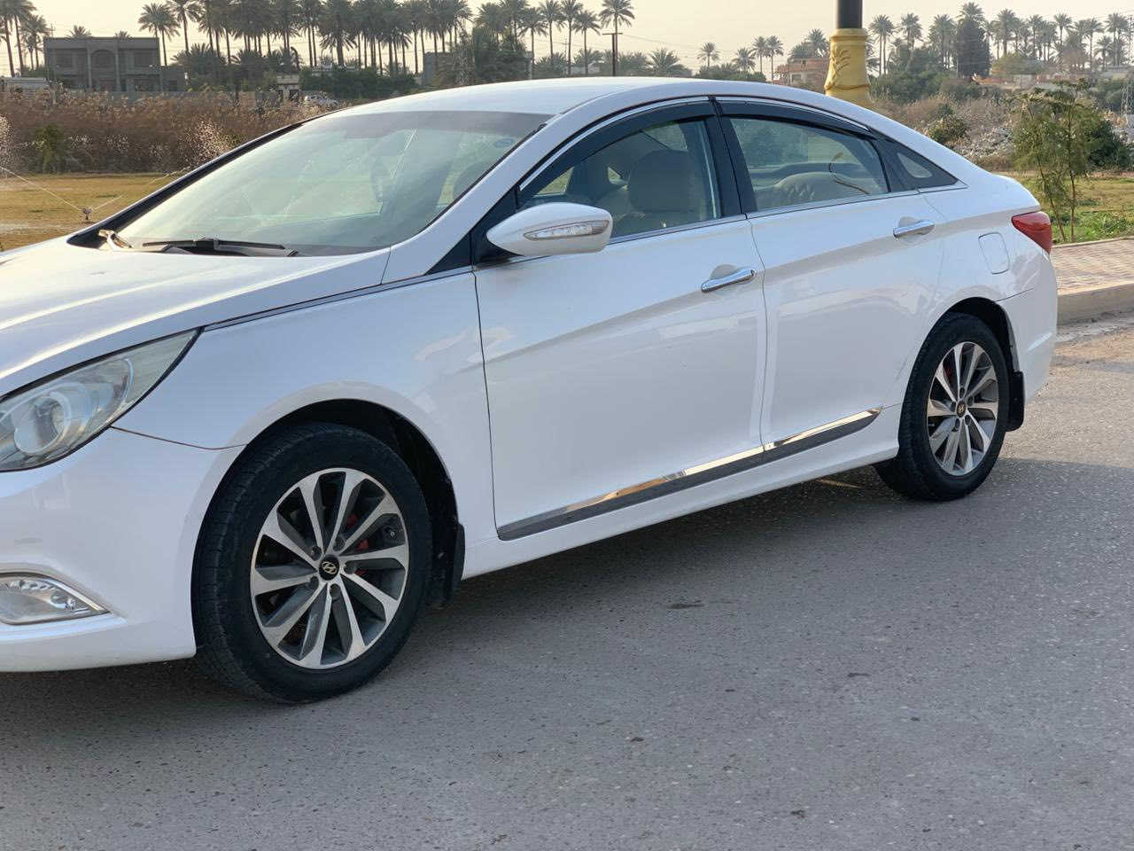 تحية طيبة.
سوناتا 2011.  خليجي.     تحفة. 🫰

كفالة عامة.   بيهه شويه باب سايق حك شبر

تحويل او وكالة مباشر. سنوية.  لغاية ال2030

محرك 2400. دوش.  وضع شركة   سيارة 

نضافة 💯%

مواصفات فول. 

رقم السليمانية دولي 21

تبريدقطعتين.  اشاير بل مري.  تحكمات جهتين.   كشافات زنون مري شفط.  ويل كروم.  

يدات نيكل.   ستيل 

السيارة حلوة وجديدة. اي.  نقص مابيها.    ✅

للبيع .   السعر.  123وبي مجال 

    مكان بلد   .”***********
