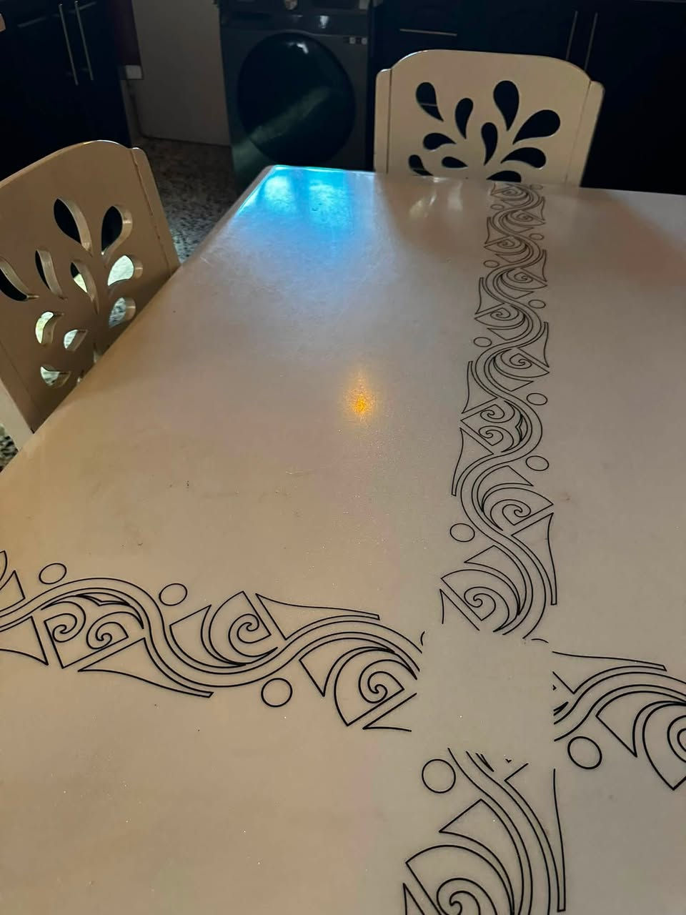 ميز طعام للبيع 130*80
سطع مرمر طبيعي والباقي خشب جدا ثقيل السعر100 بغداد البنوك


**إذا كنت صاحب هذا الإعلان وتريد حذفه لأي سبب، رجاءا أرسل رسالة إلى الدعم الفني**