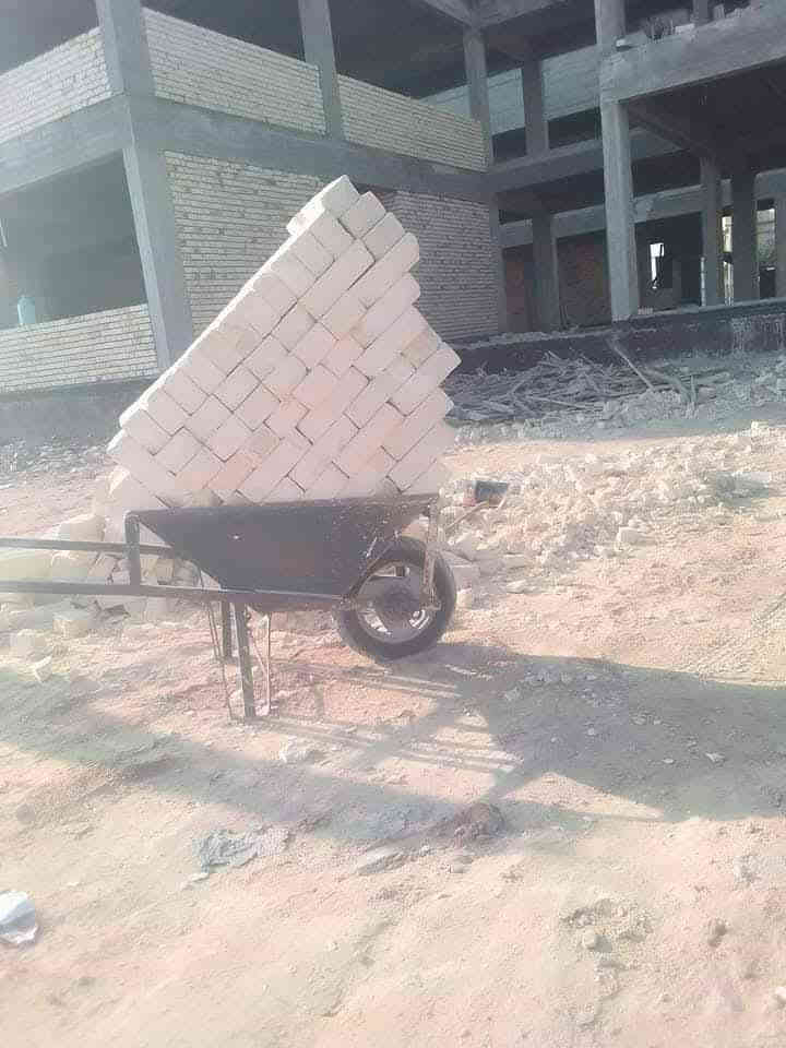 السلام عليكم ونج تصعيد كافه مواد البناء داخل الطارمية الاتصال ***********
