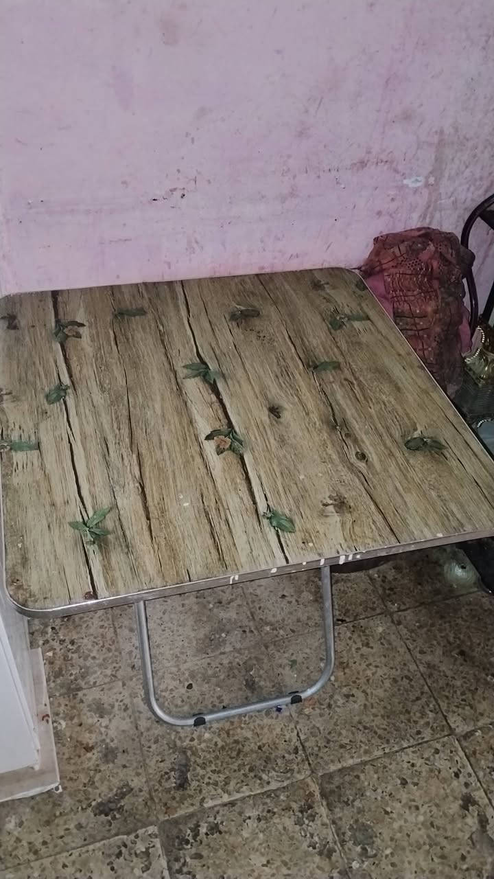 السلام عليكم غراض منزل مستعملات للبيع نضيفات الشراي يدخل واتساب ***********
