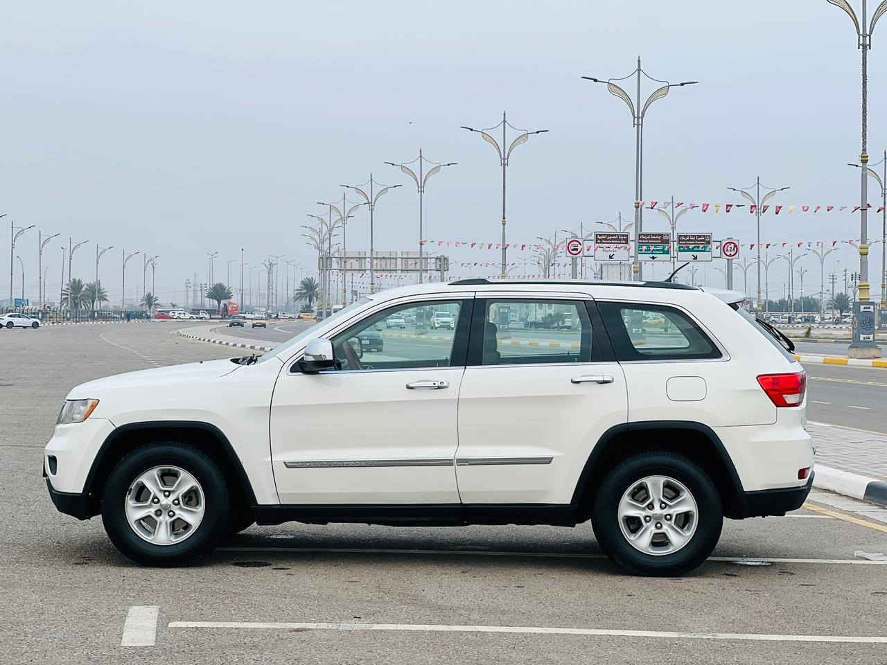 جيب  لاريدو  مديل 2011  سعر 127  وبيه  مجال  للاستفسار  الاتصال ***********  وارد مريكي جاملغ بدون دواخل وبيه مكانات صبغ جماليه مواصفات  كشنات  كهربائي تحكم ستيرن حساسات خلفيه مري كهربائي كشنات جلد  شاشه  يباد مانع نزلاق  مكينه سته 6 سلندر 3600 مكينه وكير مكفولات حداديه جديدهه تخم تاير جديد تبريد شغال ثلج سياره جديده وجاهزه وأي نقص مابيهه سنويه لل 28 مشروع وطني مكان سياره كربلاء كربلاء, العراق
