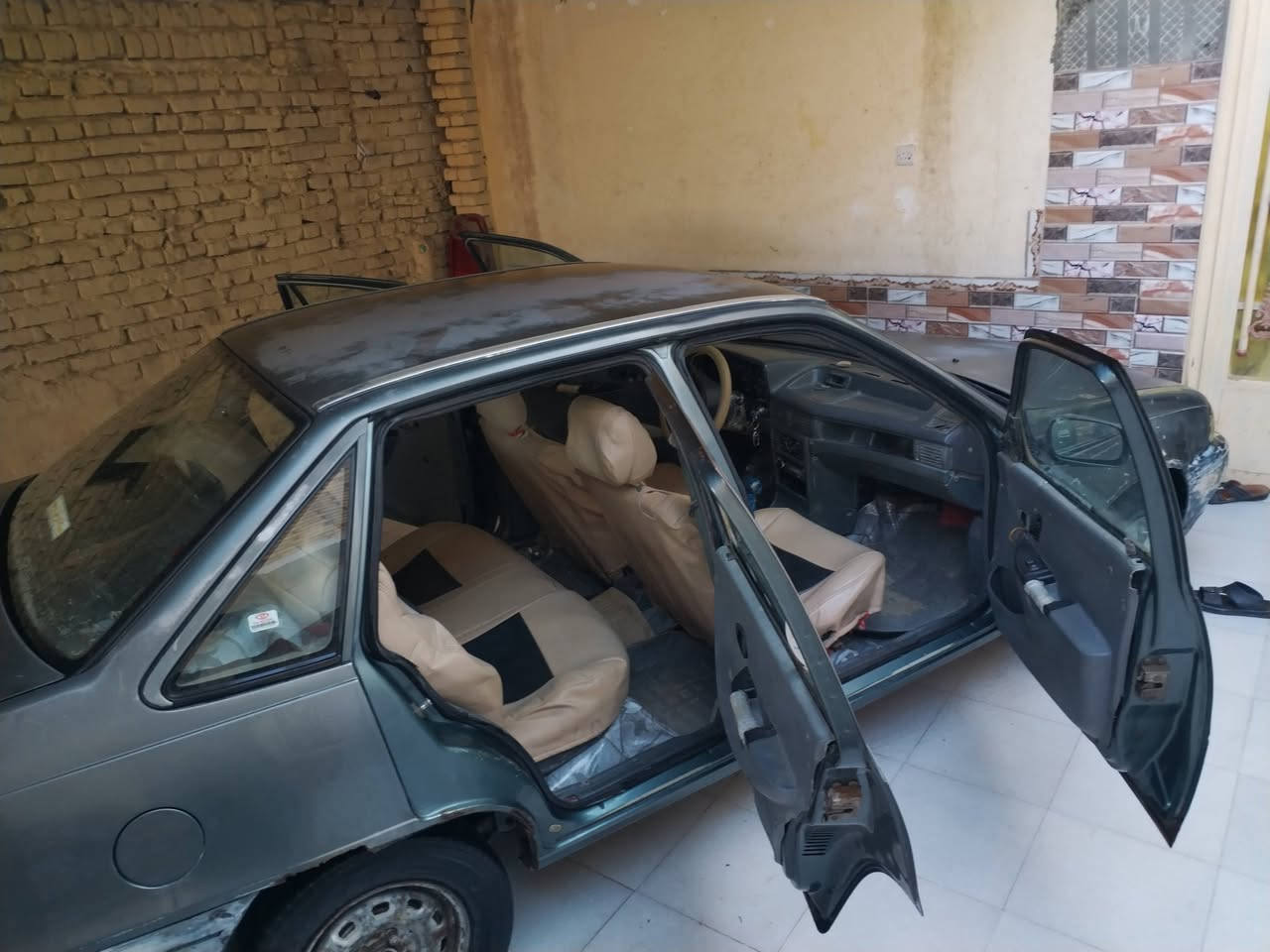 دايو سلو 94 كير ومحرك 1600مفتوح اوتماتيك رقم بغداد انكليزي الدولي هزه ولوحات وسنويه كامله 2030
سياره جاهزه سويج شغل وأطلع وين ماتريد
مكاني ناصريه
***********
