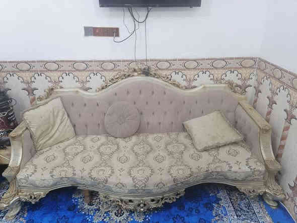 تخم ملكي قنفتين بدون كراسي للبيع قيم وخذ مكاني شاميه ***********
