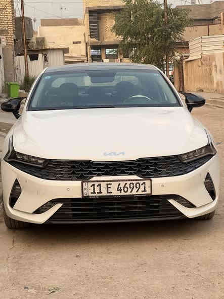 كيا K5  موديل 23 خليجي محرك 2000 دوش ماشيه ٣٨ الف كيلو رقم بغداد باسمي للتواصل 
***********وتساب السعر 220 وبيه مجال
