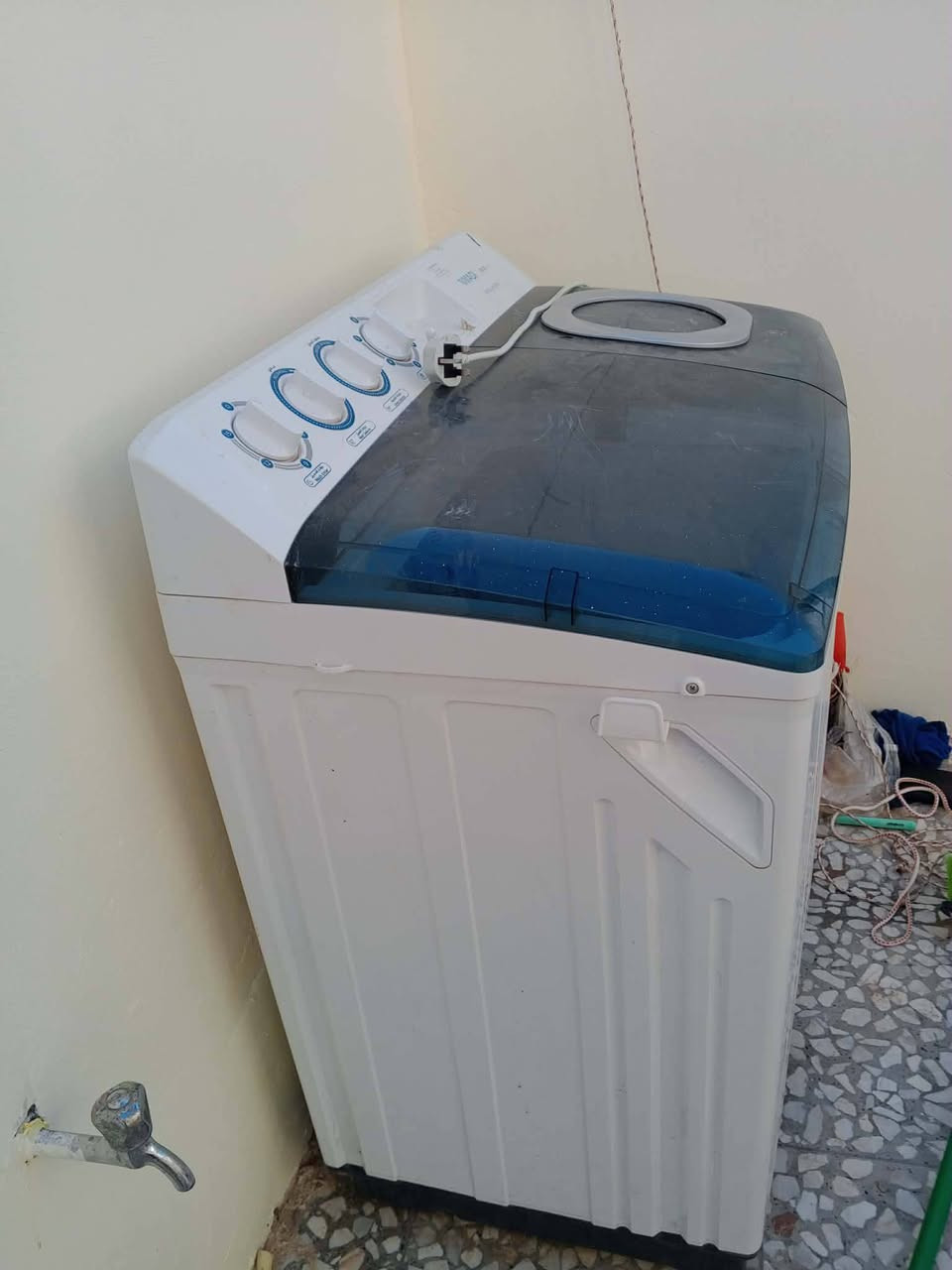 سلام عليكم غساله الوادي
حجم 16كيلو استخدام اسبوع واحد السعر 250الف  ***********
