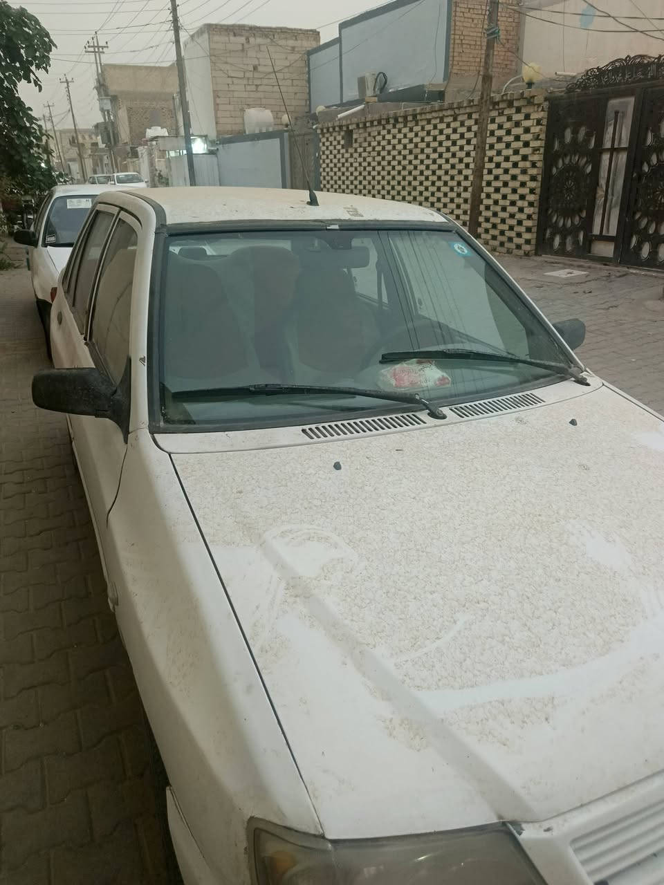سايبا دمعة 2012
سيارة رقم نجف انگليزي بأسمي سنوية 2030 
هزه جديدة سيارة حلوه مال جناي ب 30 ورقة وبيها مجال 

***********
