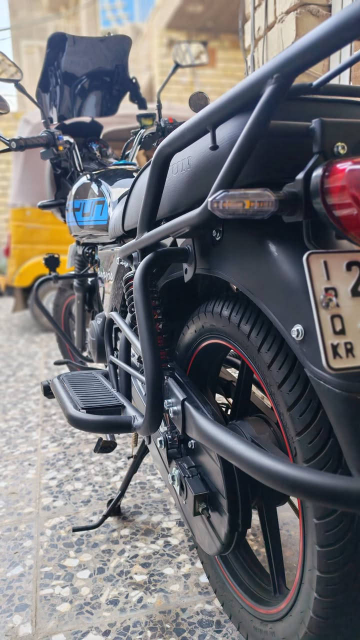 سلام عليكم دايوان كلاسك مديل٢٥ سويج عدد٢ سجينه بصمه عدد٢ تشغيل عن بعد دراجه ماخذها من الوكيل رئيسي رقم سليمانيه بأسمي بعدها زيرو مامشيه مكاني بغداد
شراي يتصل ***********
