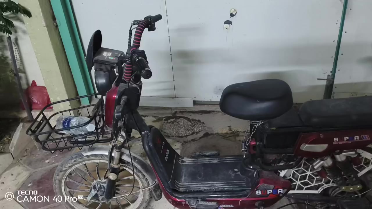 بايسكل شحن موديل 2024
5 باتريات 
شغال من جميع النواحي السعر 200 الف 
***********
