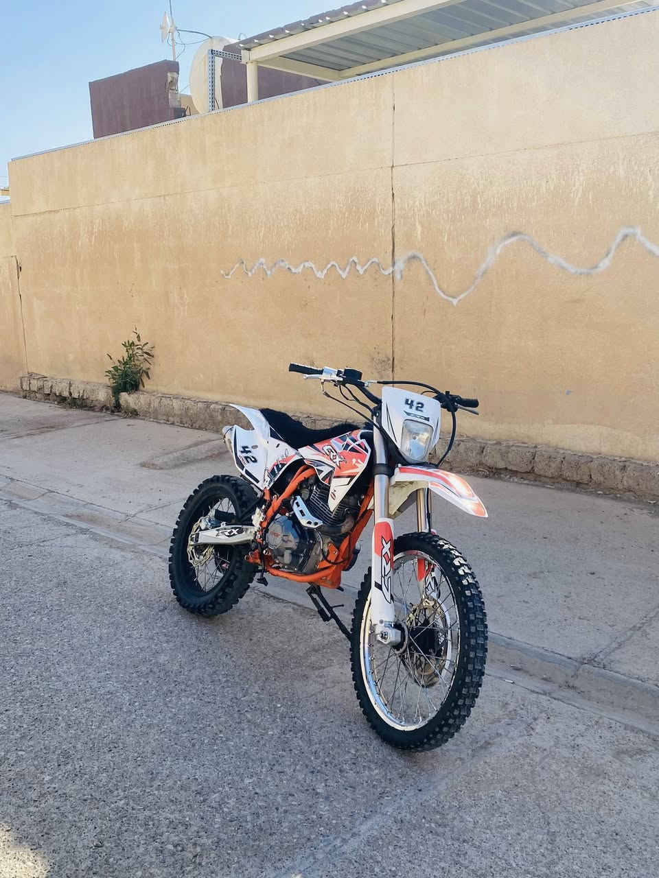 سلام عليكم
قفاز crx محرك 250ccالدراجه نضيفه وحلوه موديل 2024 الدراجه نشط وقوي سعره 800 الف وبي مجال قليل مكان كركوك ناحيه ليلان ***********
